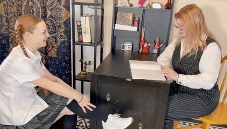 College Entrance Bellybutton EXTRACTION - AMI MERCURY & AMY QUINN HIDE