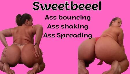 Ass shaking, bouncing and spreading