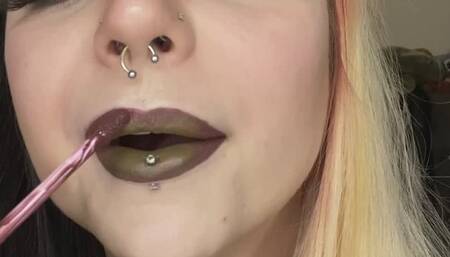 Swamp princess lipstick ????