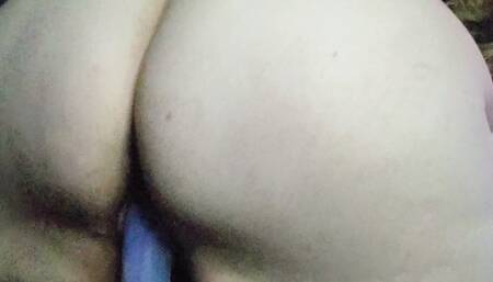 BBW Elowyn bouncing on dildo