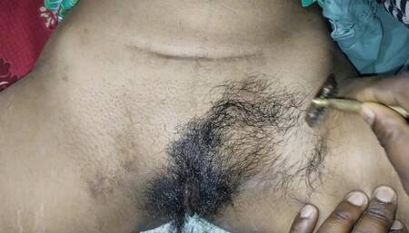 Bhabi Ne Apni Chut Ke Baal Bna Kar Masti Ki