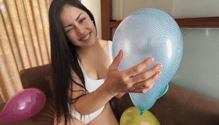 LILITH INFLATING RUBBING & POPPING ASMR