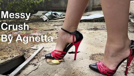 Messy high heels, high heels crush, shoeplay, heels crush eggs, high heels dangling