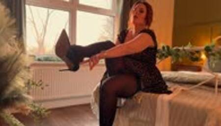 Stripping From Stockings & Changing To Pantyhose - Voyeur Fantasy
