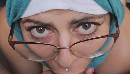POV Sloppy Deepthroat While Eating Balls Mia Niqab