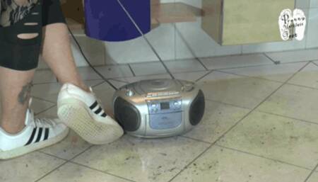 Radio under Sneakers 2
