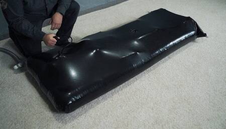 New black inflatable vacuum bed with pear gag and vibro