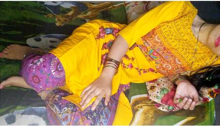 Indian Desi Village Girl Tight Pussy Newly Married Wife Tight Pussy Local Village Sex Video XXX Indian Porn
