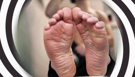 Training Drools Over Stinky Feet