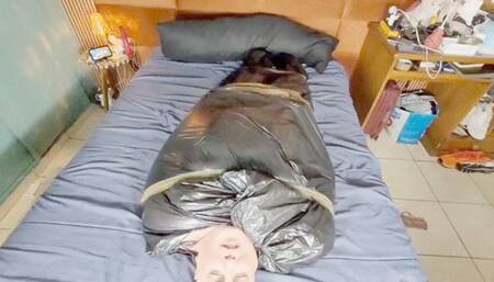 FARTING ON MY CHEATING BOYFRIEND STUCK IN THE BAG -- BY BABE - CLIP 1