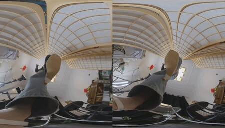 3DVR 180 degree Cinnamon POV Smashes Dwarves