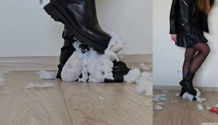 Destroying my Valentine's Teddy Bear