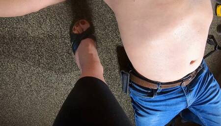 Erin's Size 12s In Heels Doing Rib Work