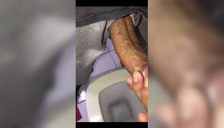 Pissing 08