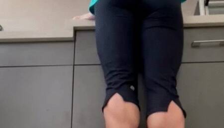 Work Cafeteria Reach Barefoot