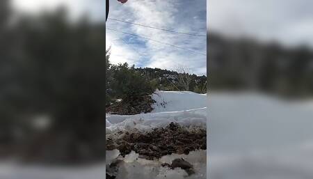 Giantess Crushes Cars in the Snow