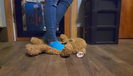 Blue sock teddy trample