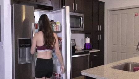 Krystal wedgied by Anastasia - MOV