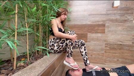 Swallow My Feet, Bitch! I