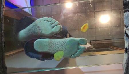 Underglass toe sock squishing