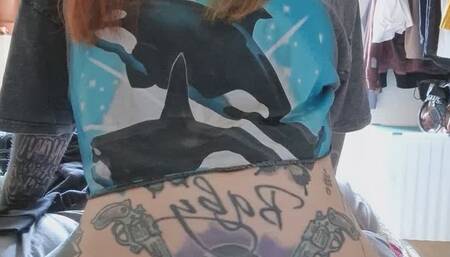 Durch Fickmaschine hart gekommen