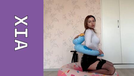 Inflatable and balloons