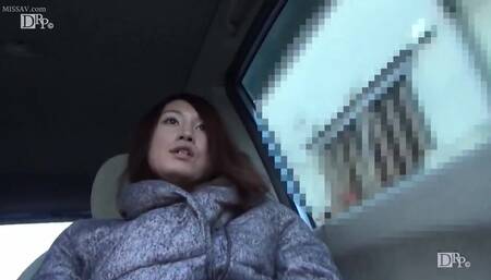 051420-303 剛毛で巨大なクリトリスを持つ熟女 -