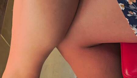 Dangling Leg Crossing and Muscle Worship At The Bar