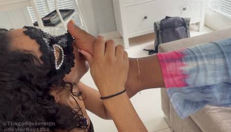 Female Stinky Feet SnifferVOL 5 ft Skylar Ray