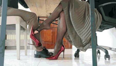 Office, two at the table MP4 (1920x1080) FHD