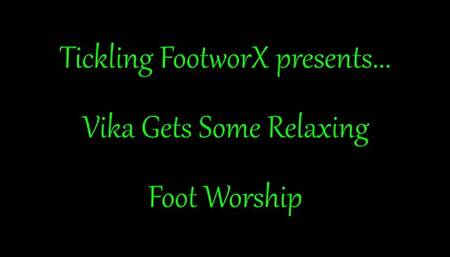 Vika Gets Some Relaxing Foot Worship