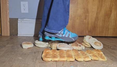 Nike shox bread crush 2