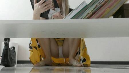 A reader at the library MP4 FULL HD 1080p