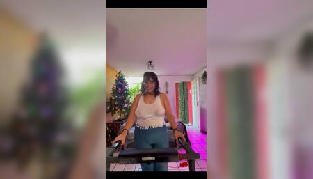 Wife Gets Super Wet, When Trainer Seduces Her.