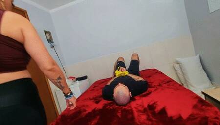 Face sitting milf, part 1, by Adriana Fuller and Slave, (cam by Manu) FULL HD