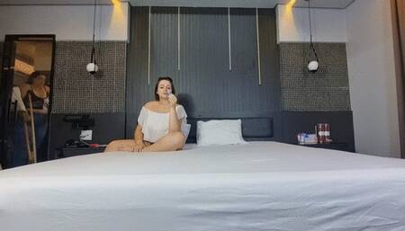 SBBW FART ON PRINCESS BY BRITNEY HUNTER AND ISABELITA CAM BY ALINE FULL HD