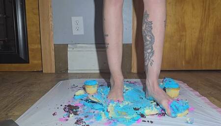 Barefoot cupcake crush