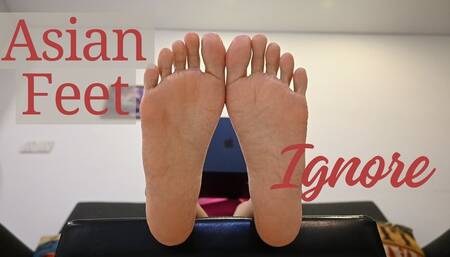 Asian Feet Ignore