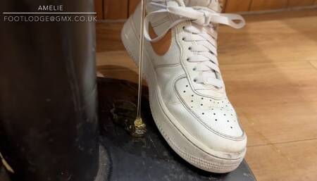 Amelie gets her sneakers covered in glue and sticky whilst out in public