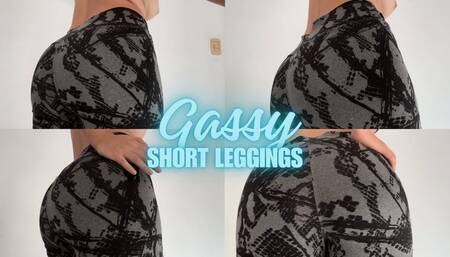 Dirty farts in short leggings