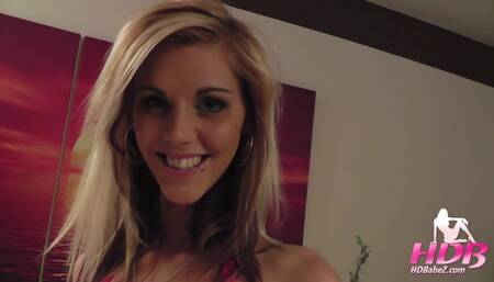 Exciting Sindy Vega - blowjob scene - Horny Dream Babez