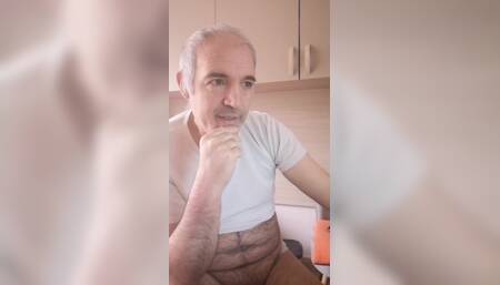 A Massage to Warm up My Hard Cock