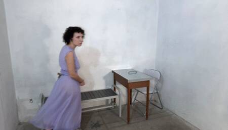 Allison naked in transport chains