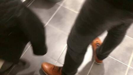 Une salope peut en cacher une autre