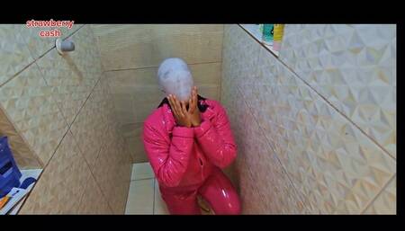 Swimcap breath play in the shower