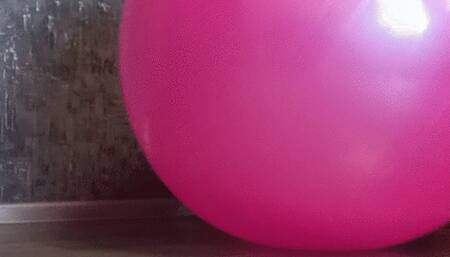 deflare pink yoga baall