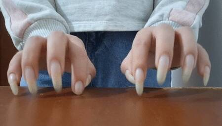 Sharp Nails Table Marks