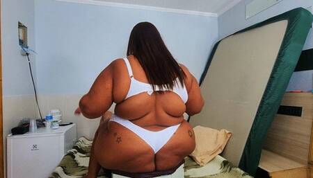 BBW Face sitting, part 3, by Isadora Onell and Slave, (cam by Manu) FULL HD