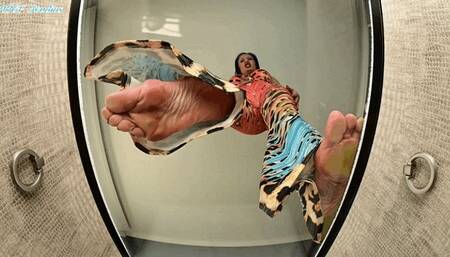 Miss Jasmine knew you were a foot pervert! Put shrinking powder in her shoes! BARE FEET CRUSH! PT 2 - MOV