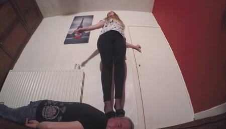 Dancing Sophie 384 FLOOR CAM